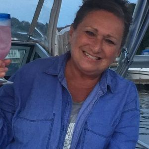 Meet your Posher, Sandy